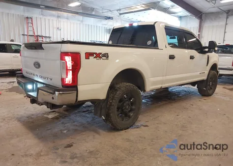 2017 Ford F250 Super Duty z USA, uszkodzony, nr VIN 1FT7W2BTXHEC81609